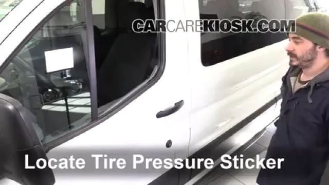 2016 Ford Transit-350 HD XLT 3.7L V6 FlexFuel Pneus et roues Vérifier la pression des pneus